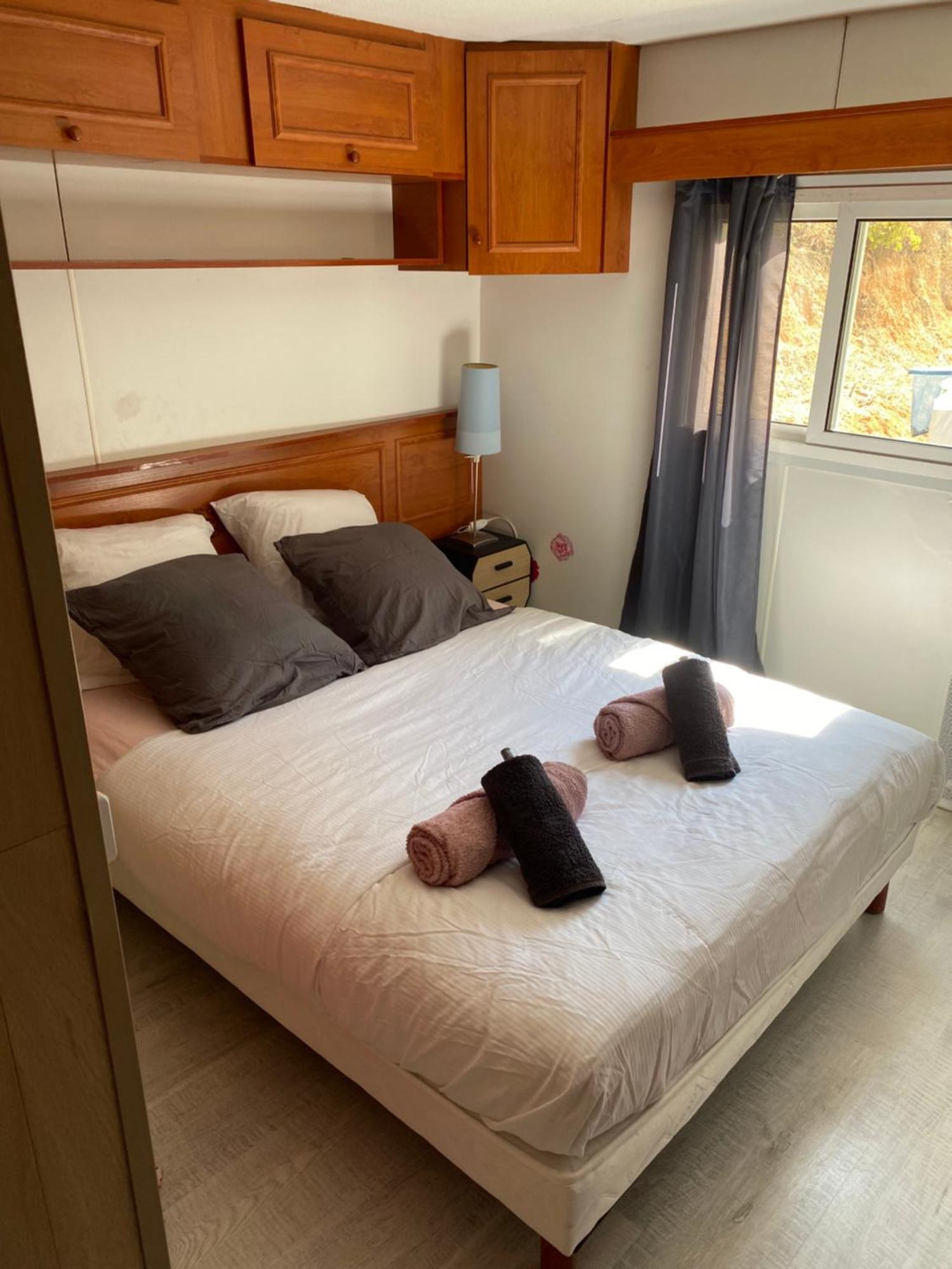Bungalow Avec Piscine Privative Proche Aix En Provence La Barben Екстериор снимка